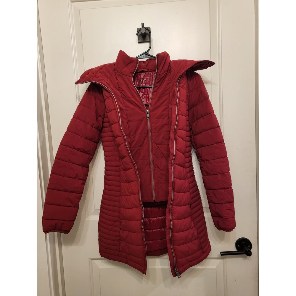 DKNY Women's Hooded Puffer Jacket Circa 1989 in Red XXS
